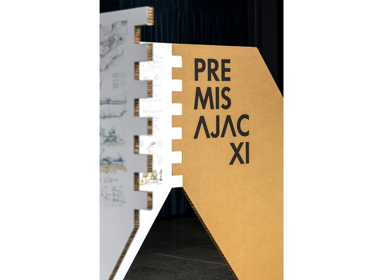 Disseny expositiu 'Premis Ajac XI', 08014 estudi d’arquitectura