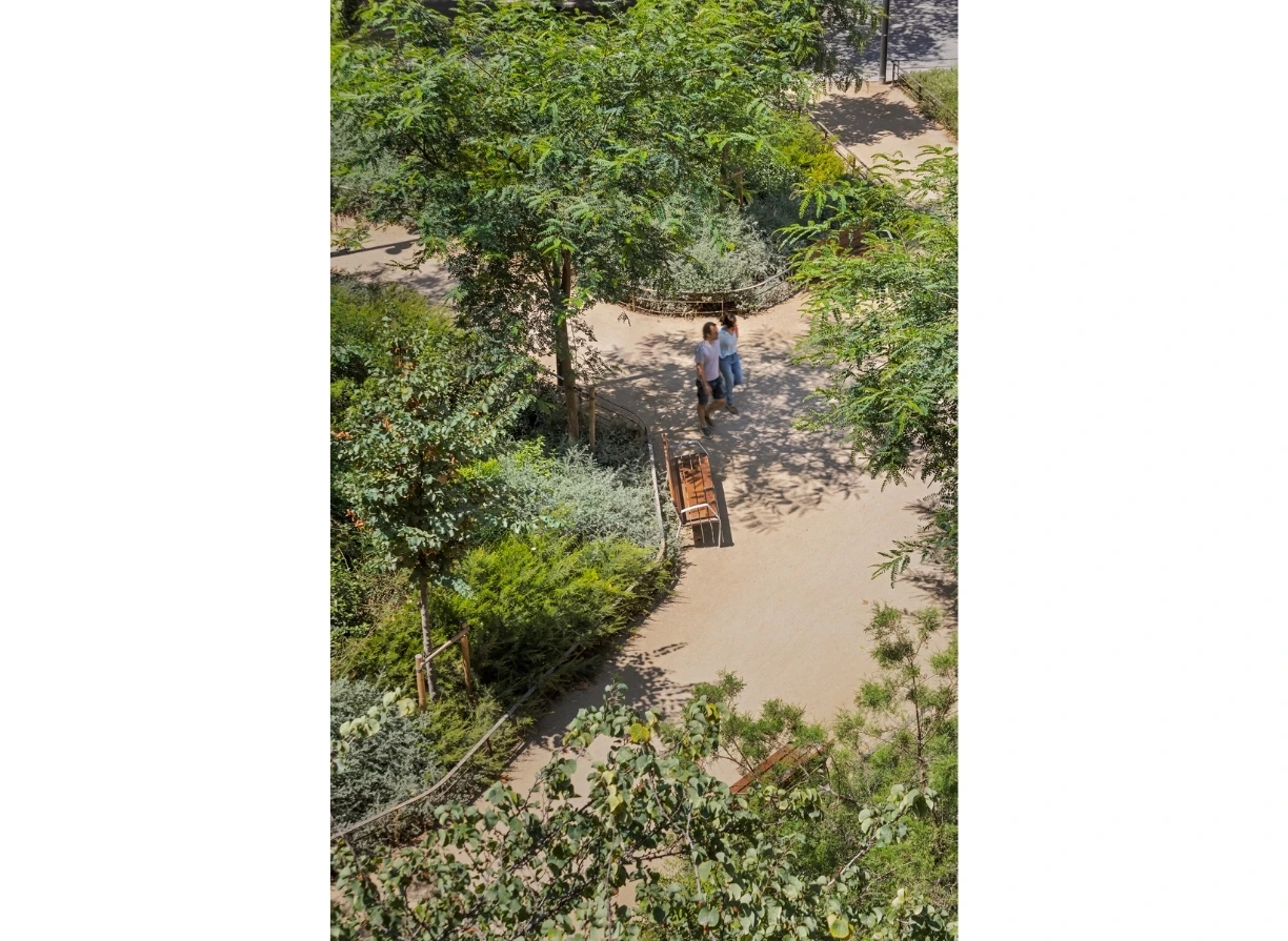 Jardí Consell de Cent - Rocafort, Barcelona, 08014 estudi d’arquitectura
