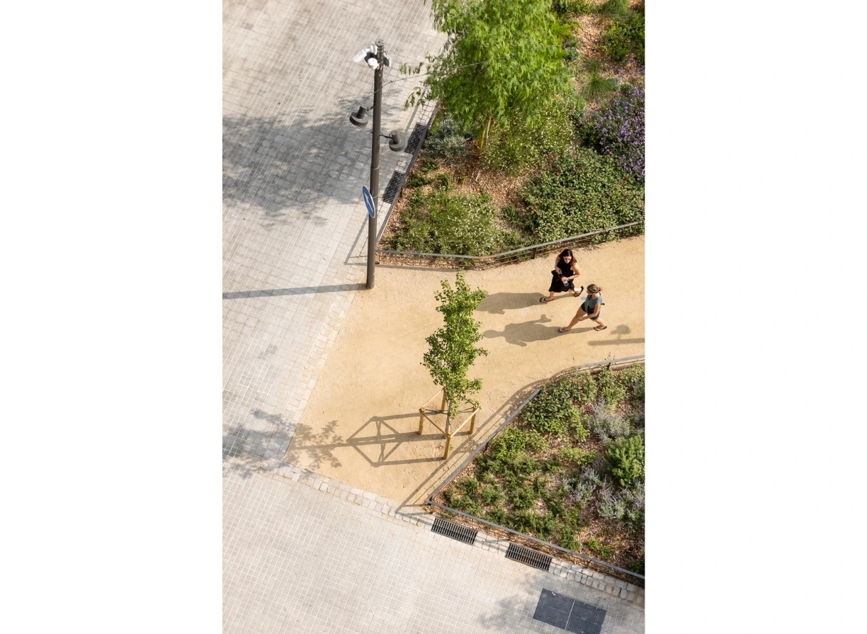 Jardí Consell de Cent - Rocafort, Barcelona, 08014 estudi d’arquitectura