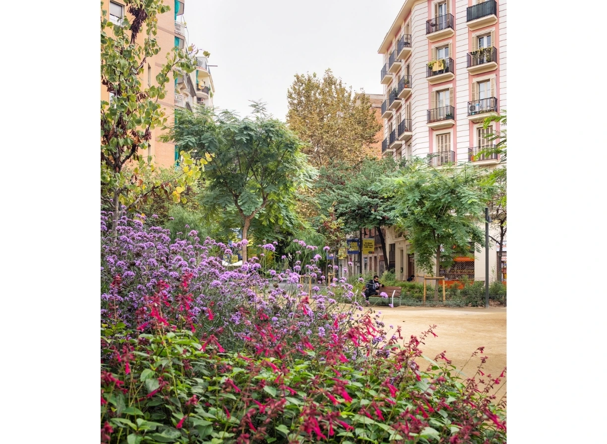 Jardí Consell de Cent - Rocafort, Barcelona, 08014 estudi d’arquitectura